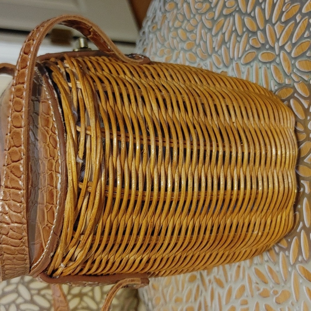 🌻Wicker Style Bag - Picture 6 of 11
